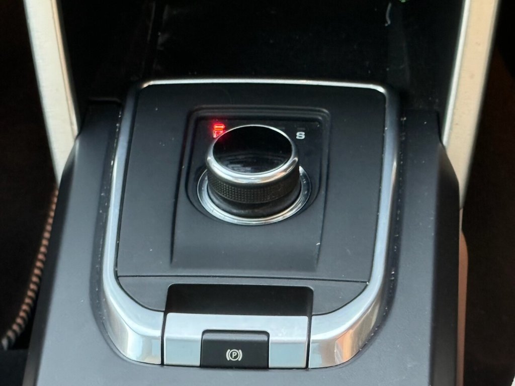 Used Land Rover Discovery Sport 2017 for sale - 76535647: Photo 16