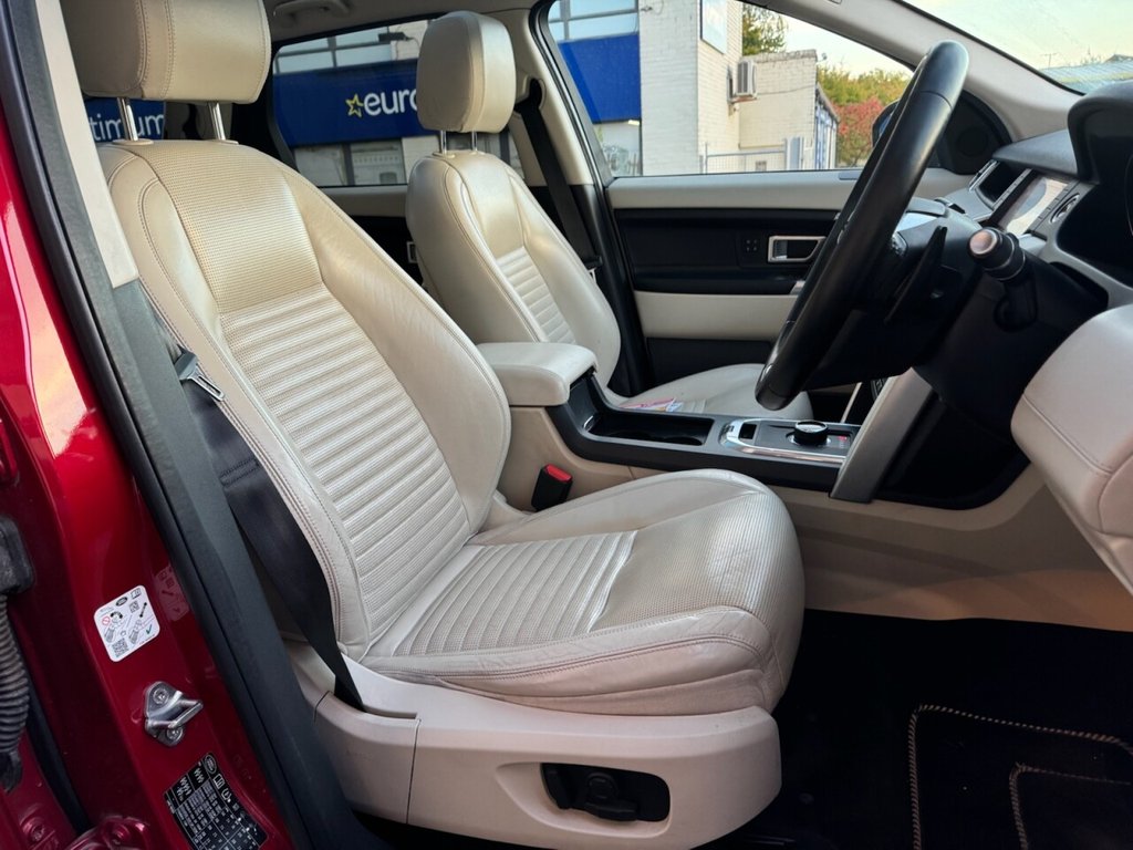 Used Land Rover Discovery Sport 2017 for sale - 76535647: Photo 5