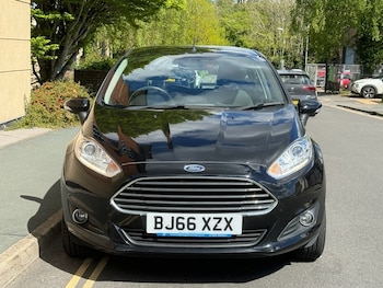 Used Ford Fiesta 2016 for sale - 78315624: Photo