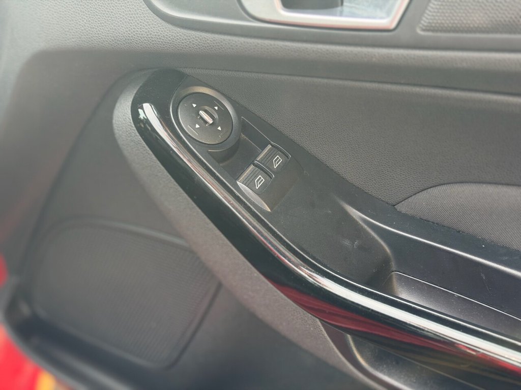 Used Ford Fiesta 2013 for sale - 77905573: Photo 10