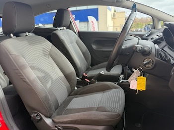 Used Ford Fiesta 2013 for sale - 77905573: Photo