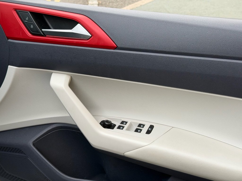 Used Volkswagen Polo 2019 for sale - 76574756: Photo 4