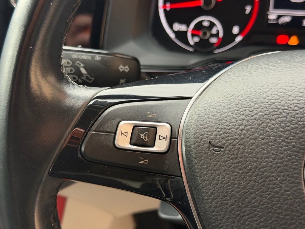 Used Volkswagen Polo 2019 for sale - 76574756: Photo 6