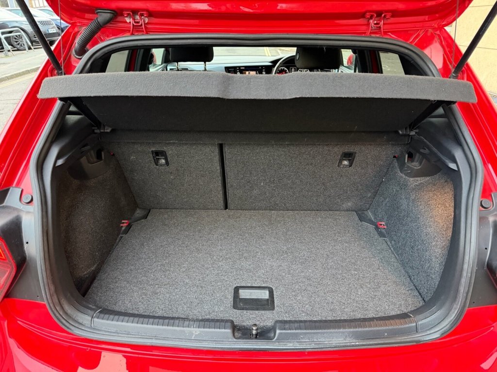 Used Volkswagen Polo 2019 for sale - 76642696: Photo 10