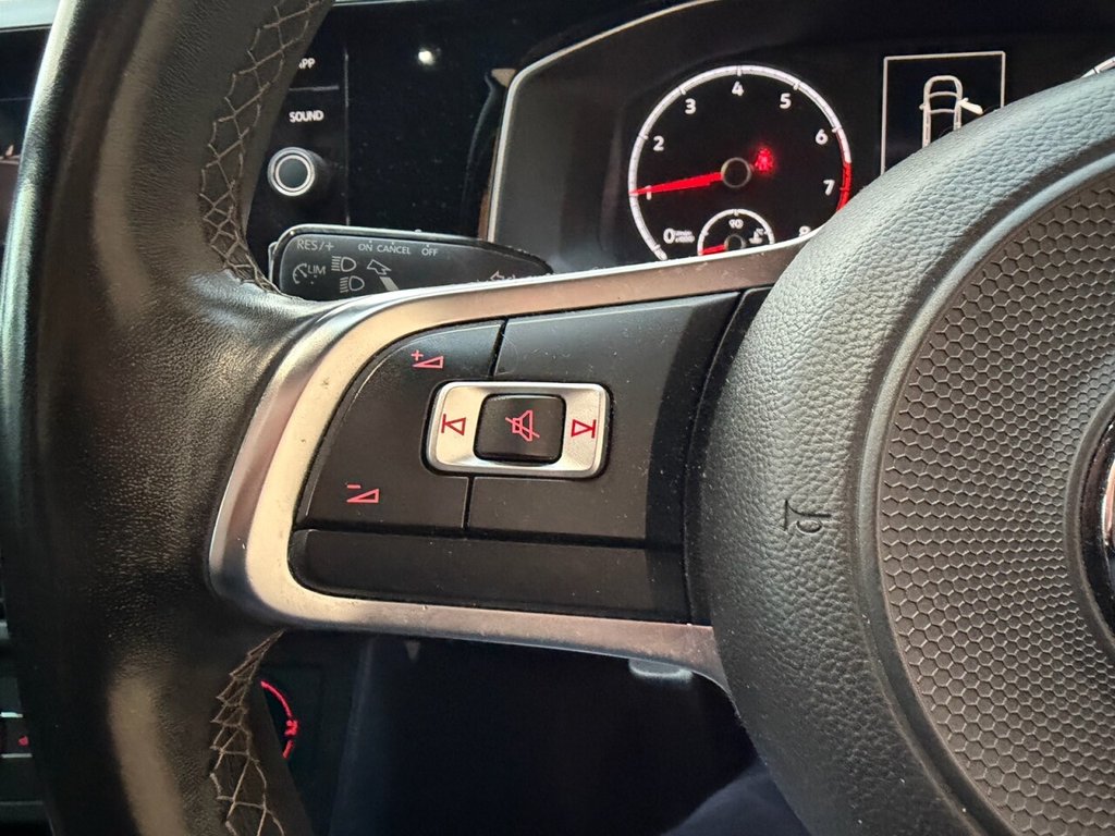 Used Volkswagen Polo 2019 for sale - 76642696: Photo 16