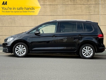 Used Volkswagen Touran 2017 for sale - 75516012: Photo