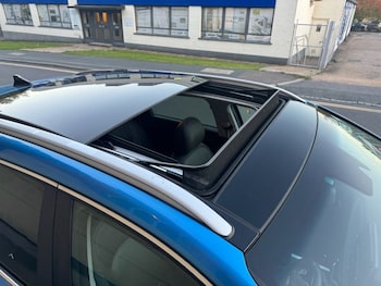 Used Hyundai i30 2018 for sale - 76190768: Photo 3