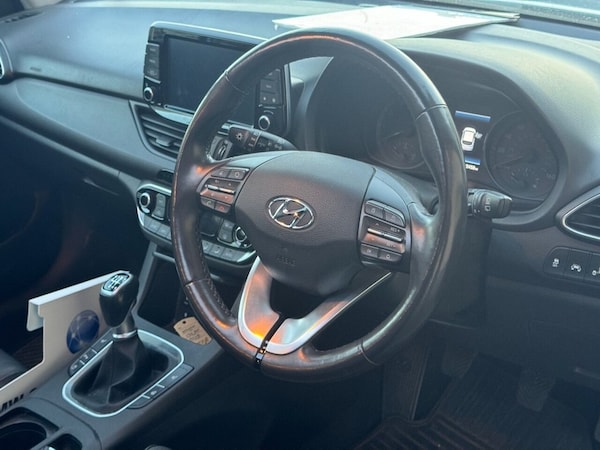Used Hyundai i30 2018 for sale - 76190768: Photo 5