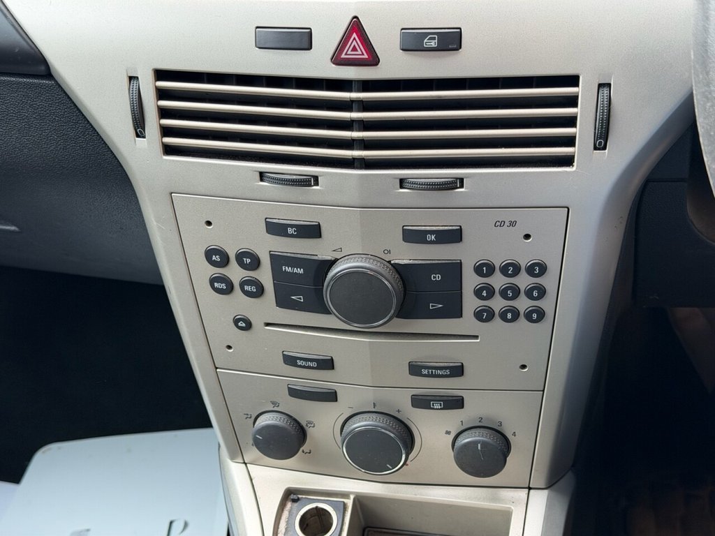 Used Vauxhall Astra Van 2007 for sale - 78134152: Photo 6