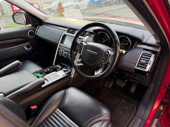 Used Land Rover Discovery 2017 for sale - 76923770: Photo