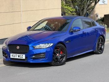 Used Jaguar XE 2017 for sale - 78200593: Photo