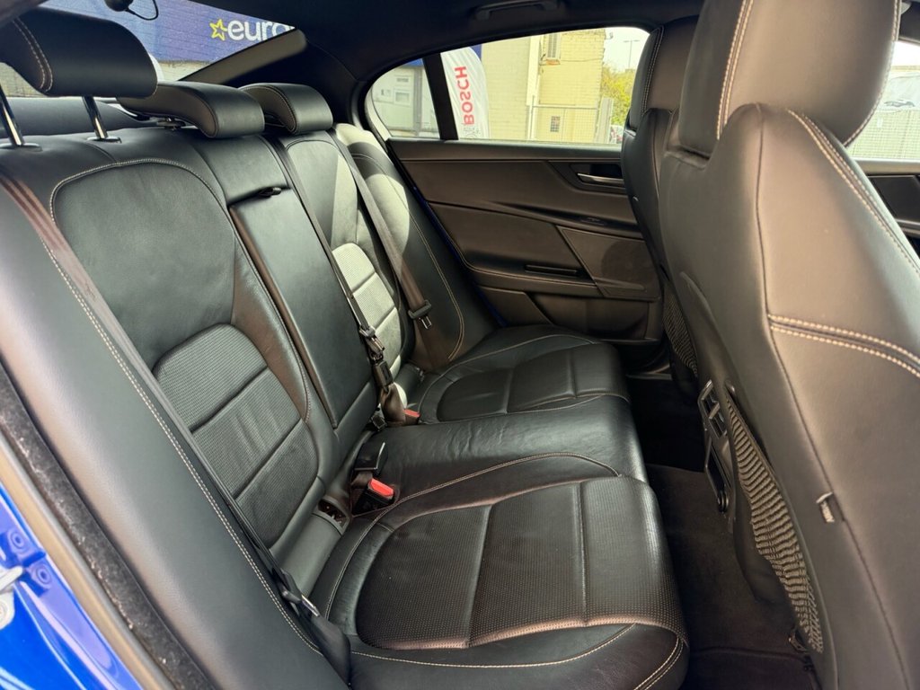 Used Jaguar XE 2017 for sale - 78200593: Photo 7