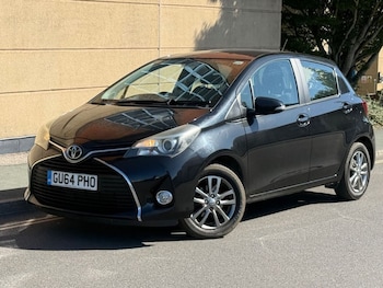 Used Toyota Yaris 2014 for sale - 79462497: Photo