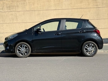 Used Toyota Yaris 2014 for sale - 79462497: Photo