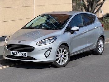 Used Ford Fiesta 2018 for sale - 78111120: Photo