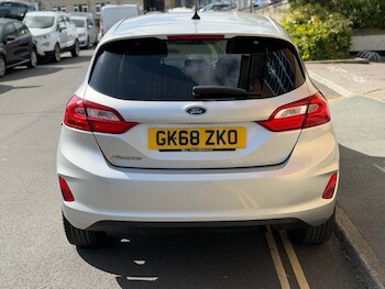 Used Ford Fiesta 2018 for sale - 78111120: Photo