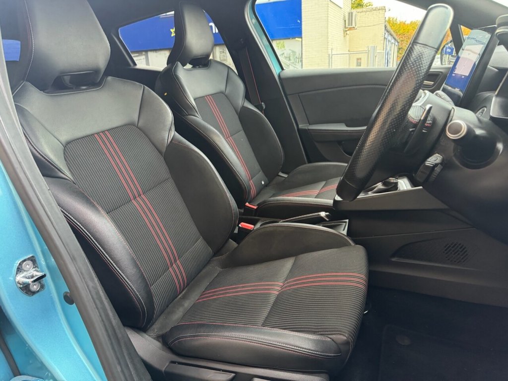 Used Renault Clio 2020 for sale - 76356992: Photo 2