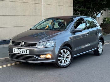 Used Volkswagen Polo 2015 for sale - 75703612: Photo