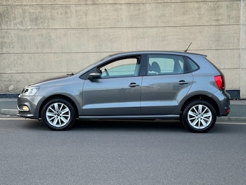 Used Volkswagen Polo 2015 for sale - 75703612: Photo