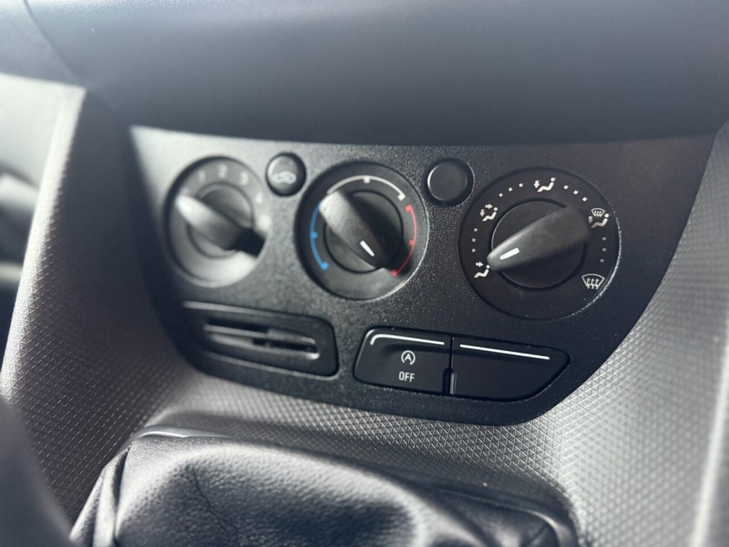 Used Ford Transit Connect 2017 for sale - 76724974: Photo 17