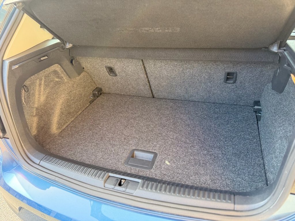 Used Volkswagen Polo 2015 for sale - 77765557: Photo 14