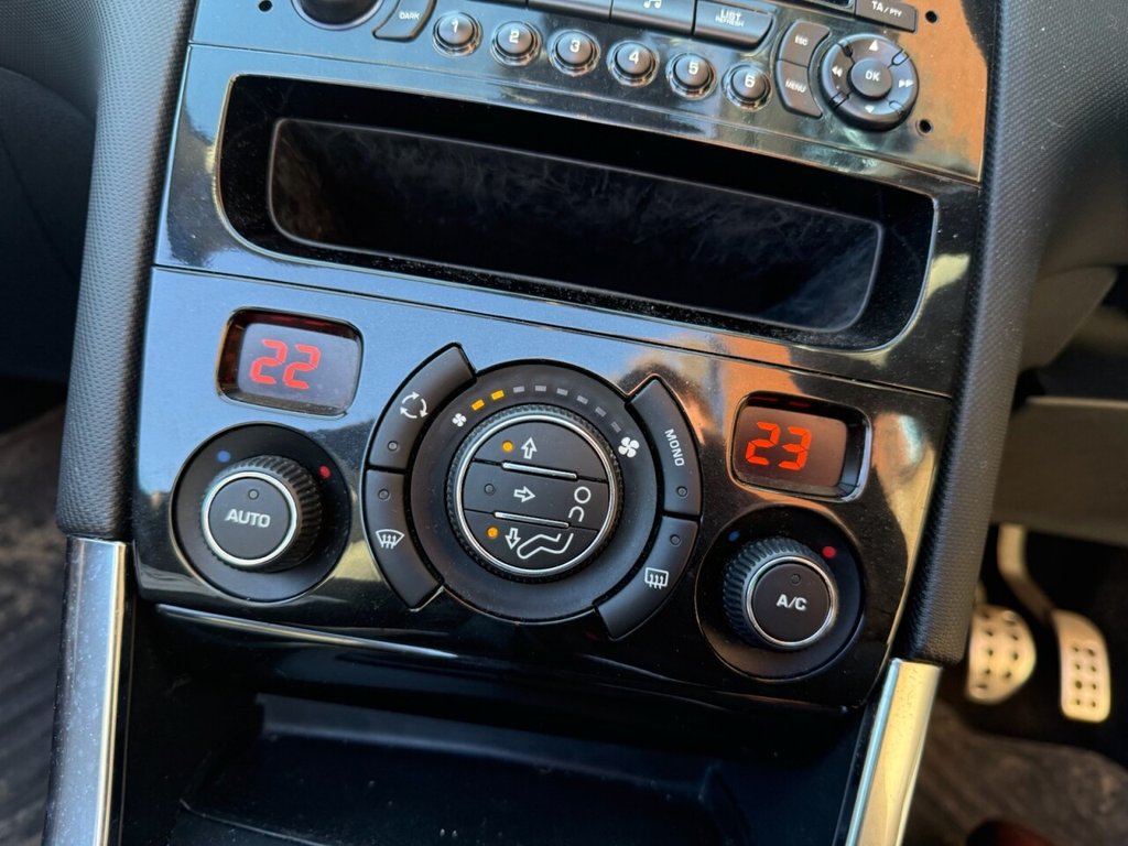 Used Peugeot 308 2011 for sale - 77835789: Photo 16