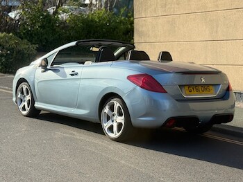 Used Peugeot 308 2011 for sale - 77835789: Photo
