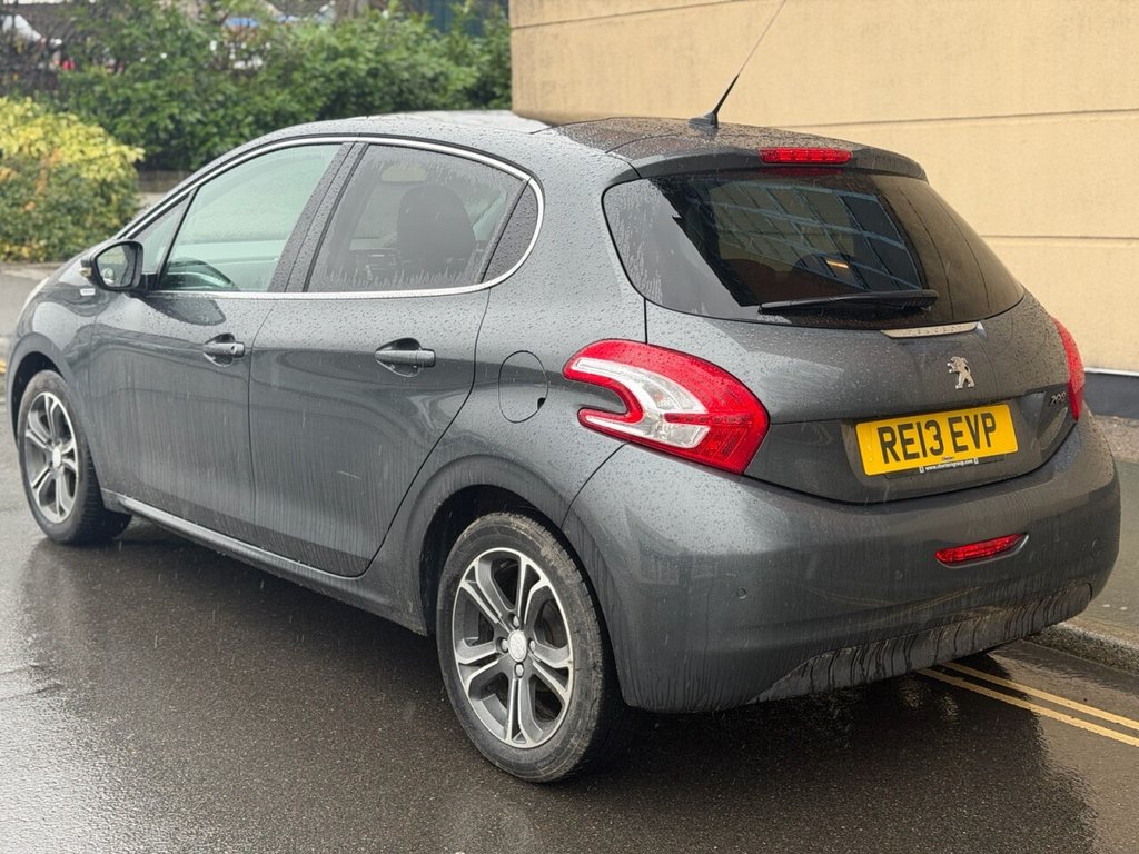Used Peugeot 208 2013 for sale - 77421870: Photo 7