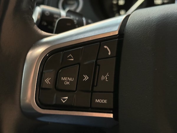 Used Land Rover Discovery Sport 2018 for sale - 76229086: Photo 16