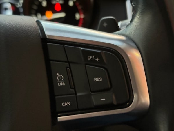 Used Land Rover Discovery Sport 2018 for sale - 76229086: Photo 17