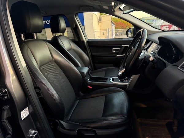 Used Land Rover Discovery Sport 2018 for sale - 76229086: Photo 3
