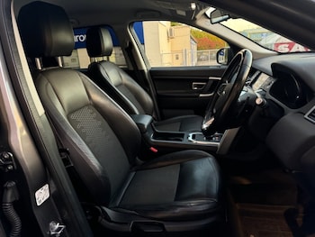 Used Land Rover Discovery Sport 2018 for sale - 76229086: Photo 3