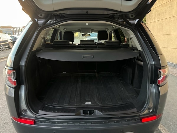 Used Land Rover Discovery Sport 2018 for sale - 76229086: Photo 9