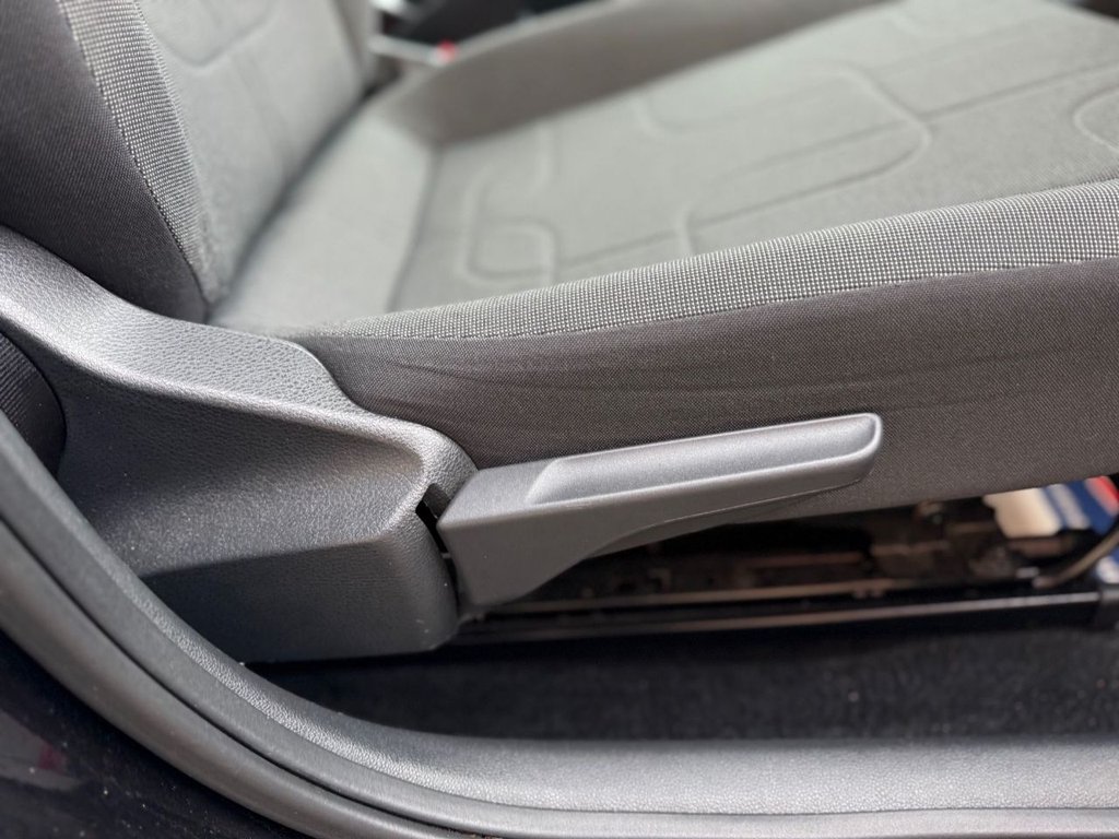 Used Volkswagen up! 2016 for sale - 77680725: Photo 18