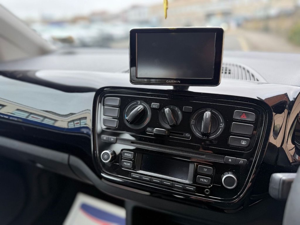 Used Volkswagen up! 2016 for sale - 77680725: Photo 20