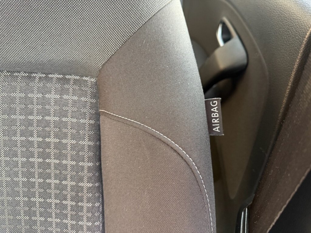 Used Volkswagen Polo 2015 for sale - 76841437: Photo 17