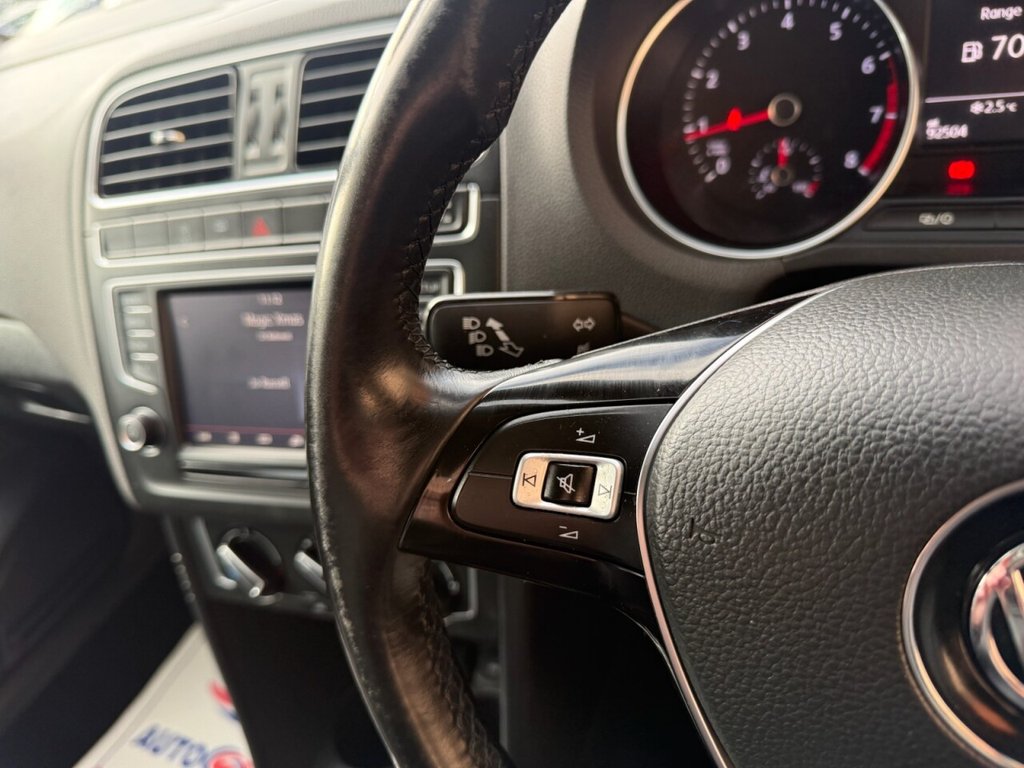 Used Volkswagen Polo 2015 for sale - 76841437: Photo 40