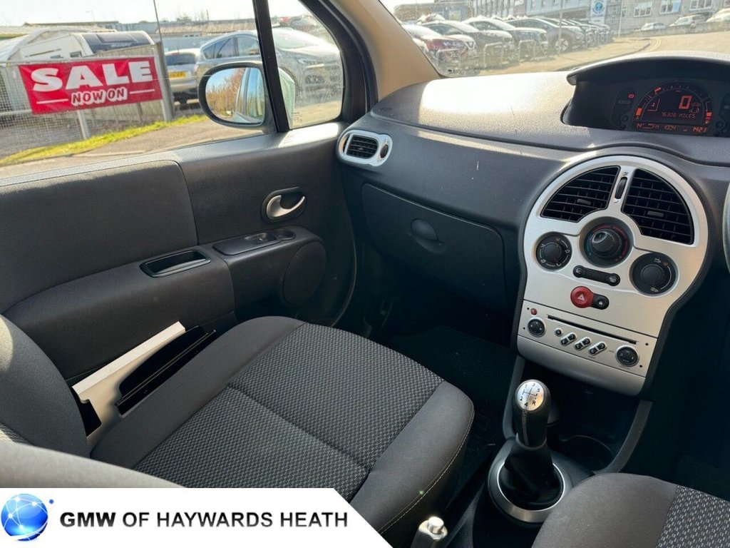 Used Renault Grand Modus 2011 for sale - 76642309: Photo 19