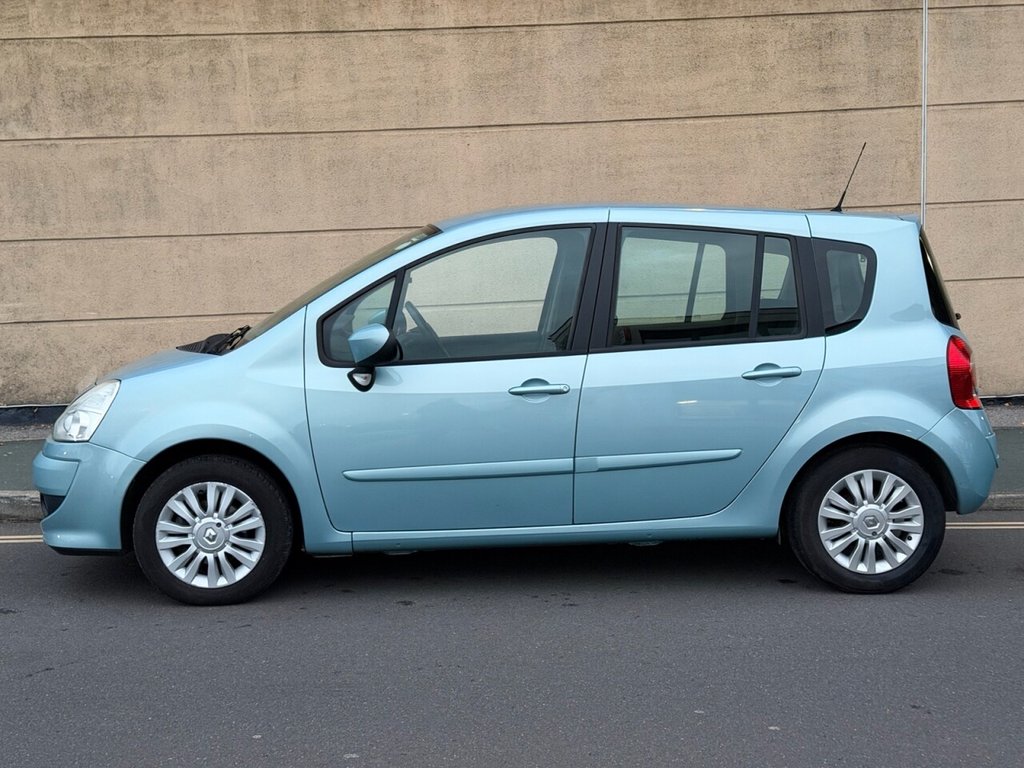Used Renault Grand Modus 2011 for sale - 76642309: Photo 28