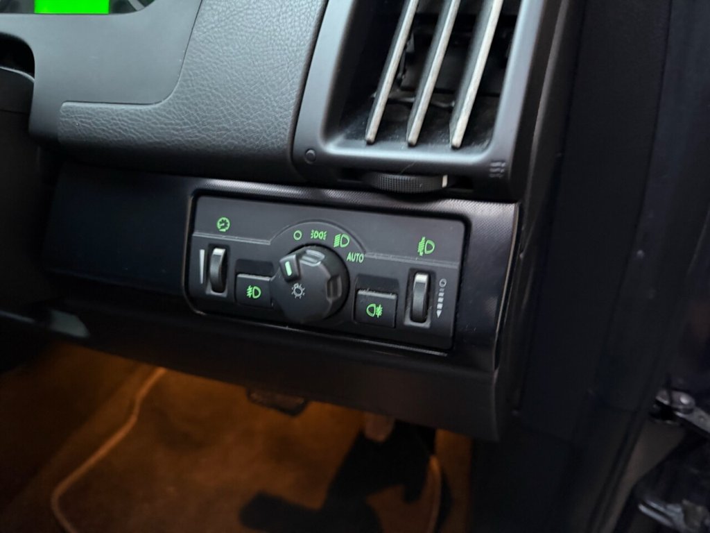 Used Land Rover Freelander 2010 for sale - 76642647: Photo 8