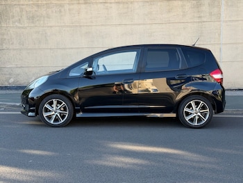 Used Honda Jazz 2014 for sale - 79498830: Photo