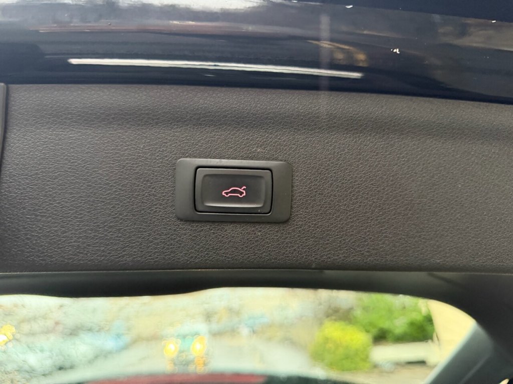 Used Audi Q3 2017 for sale - 77421932: Photo 9