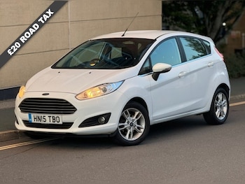 2015 (15) - 1.0 EcoBoost Zetec 5dr