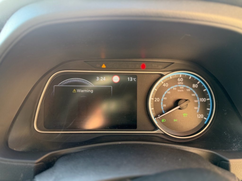 Used Nissan Leaf 2018 for sale - 77835550: Photo 15