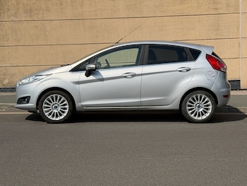 Used Ford Fiesta 2014 for sale - 79530135: Photo