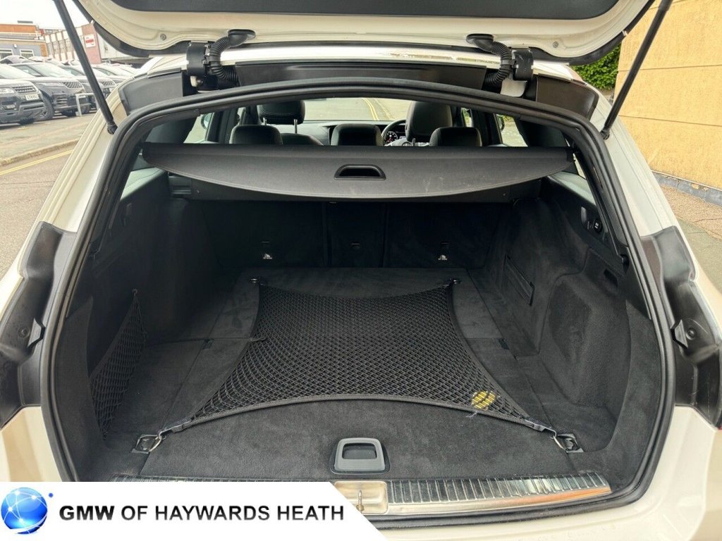 Used Mercedes-Benz E Class 2017 for sale - 76147411: Photo 38