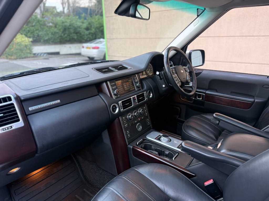 Used Land Rover Range Rover 2011 for sale - 77384226: Photo 11