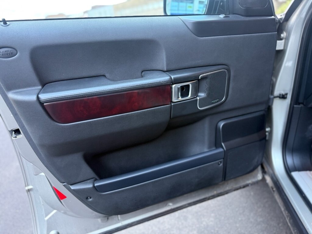 Used Land Rover Range Rover 2011 for sale - 77384226: Photo 13