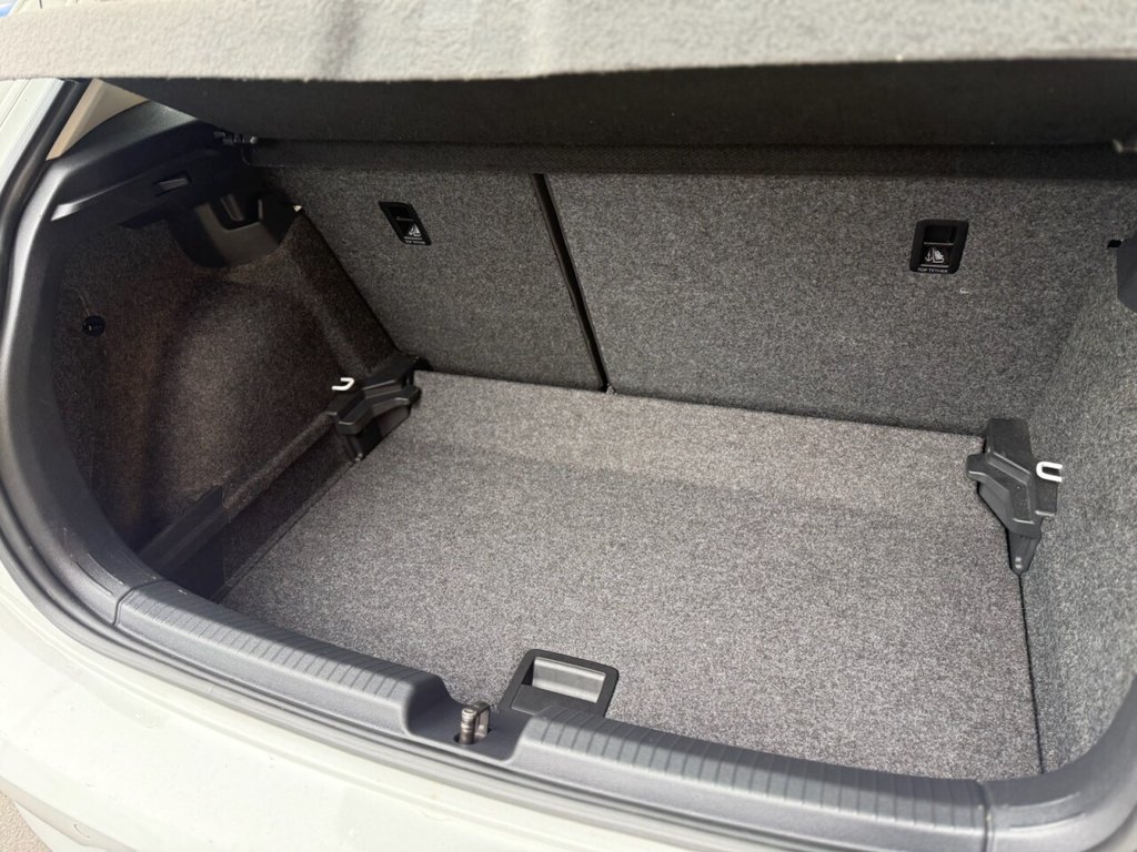 Used Volkswagen Polo 2019 for sale - 77680784: Photo 13