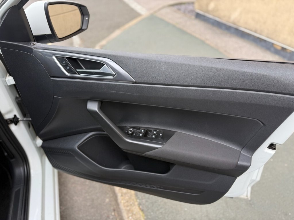 Used Volkswagen Polo 2019 for sale - 77680784: Photo 15